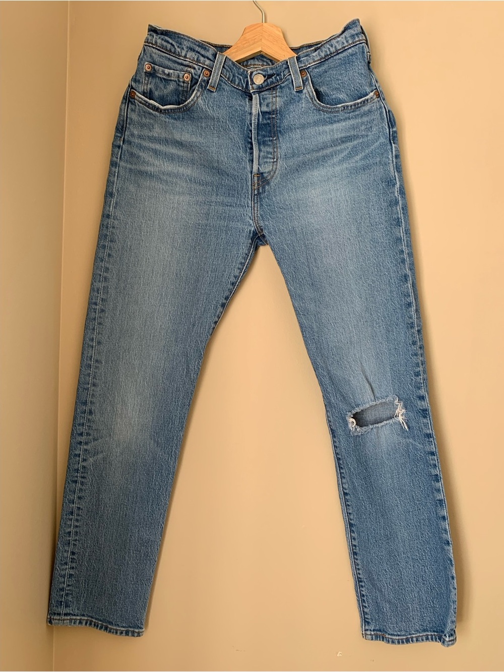 Women’s  Blue Distressed Jeans